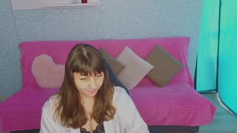 Snapshot of steladream chatting on 05/19/26, 09:26 Stela online show from 05/19/26, 09:26