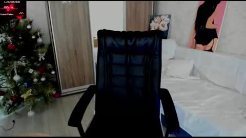 Stella  Cox online show from 01/13/25, 09:30