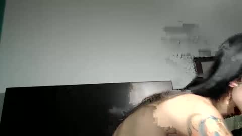 Snapshot of stella_art chatting on 01/16/25, 02:19 Stella online show from 01/16/25, 02:19