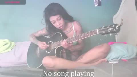 Stella Clitella online show from 12/03/25, 12:03