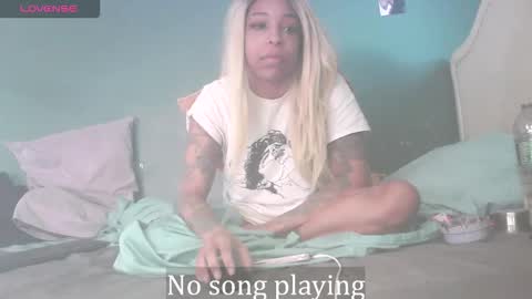 Stella Clitella online show from 01/16/26, 12:42