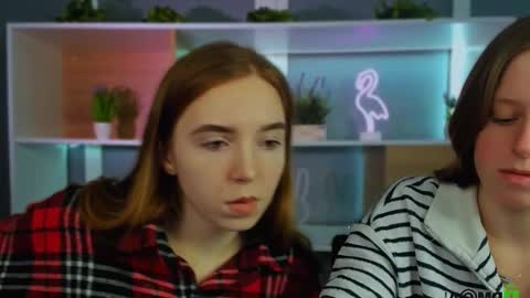 stella_flower online show from 02/02/26, 12:59