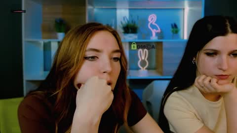 stella_flower online show from 03/27/26, 12:38