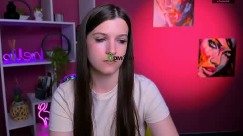 stella_flower online show from 05/18/26, 04:51