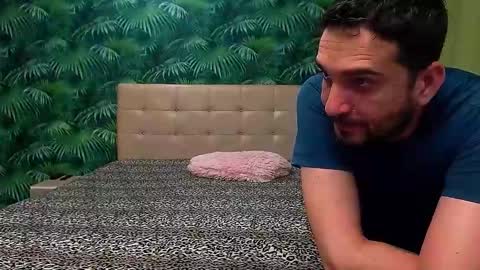 Snapshot of stella_john chatting on 12/28/24, 05:23 Stella John online show from 12/28/24, 05:23