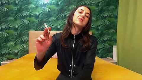 Snapshot of stella_john chatting on 01/27/25, 05:03 Stella John online show from 01/27/25, 05:03