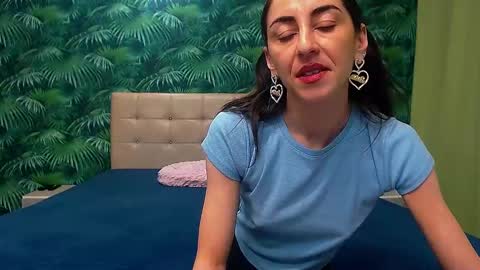 Snapshot of stella_john chatting on 02/04/25, 05:21 Stella John online show from 02/04/25, 05:21