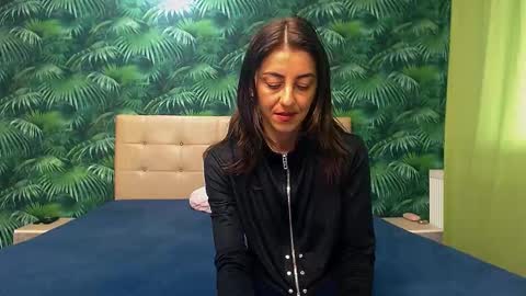 Snapshot of stella_john chatting on 02/13/25, 07:45 Stella John online show from 02/13/25, 07:45