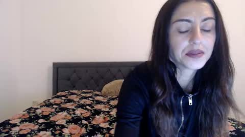 Snapshot of stella_john chatting on 09/25/25, 05:55 Stella John online show from 09/25/25, 05:55