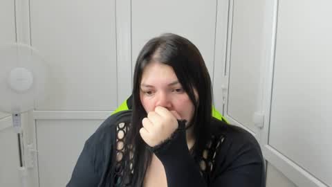 Snapshot of stella_la_ chatting on 06/24/26, 06:45 Stella online show from 06/24/26, 06:45