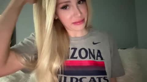 Stella Bella online show from 03/04/25, 06:04