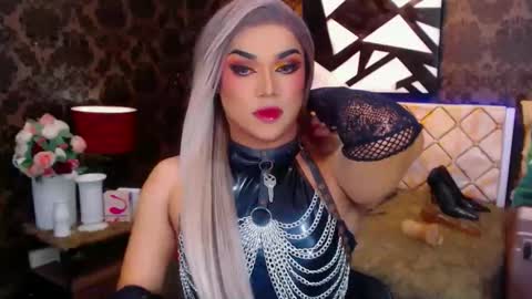 CALL ME STELLA online show from 01/01/25, 07:41