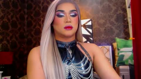 CALL ME STELLA online show from 01/12/25, 01:53