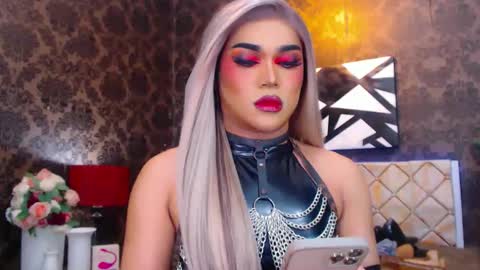 CALL ME STELLA online show from 02/13/25, 09:30