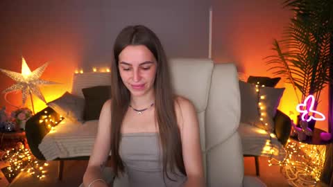 Snapshot of stellahoneywell chatting on 06/04/26, 07:03 stellahoneywell online show from 06/04/26, 07:03