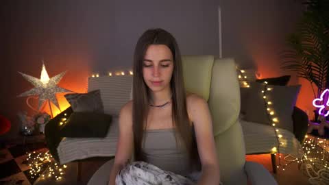 Snapshot of stellahoneywell chatting on 06/08/26, 01:11 stellahoneywell online show from 06/08/26, 01:11