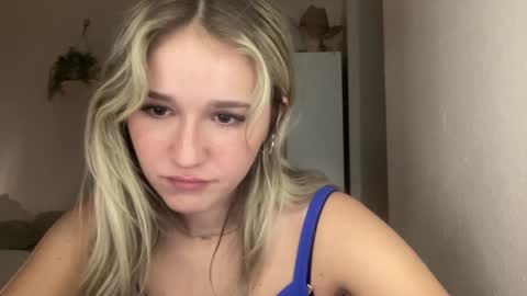 stellaraexox online show from 01/13/25, 12:19