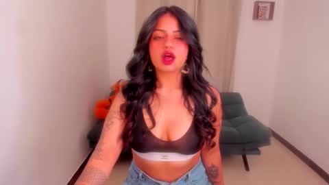 sara  instagram sariishalove online show from 01/16/26, 10:41