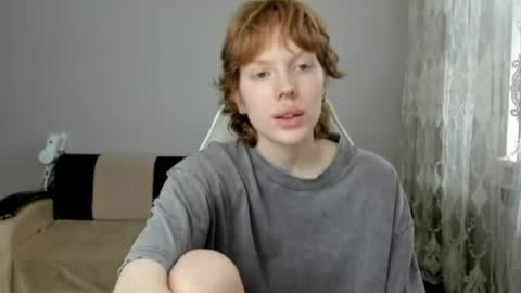 Snapshot of stellaswen chatting on 06/22/26, 10:23 S T E L L A online show from 06/22/26, 10:23