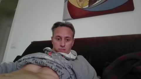 sten015 online show from 11/11/25, 02:06