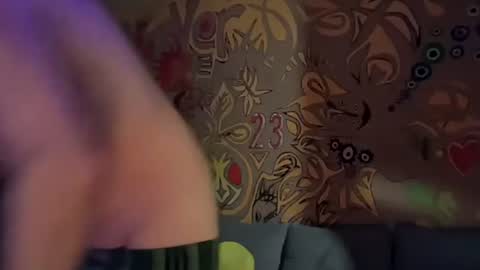 lee online show from 02/24/25, 01:24