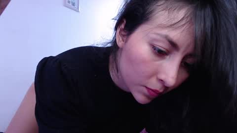 Snapshot of step_daughter_ chatting on 01/10/25, 10:46 MIA online show from 01/10/25, 10:46