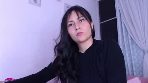 Snapshot of step_daughter_ chatting on 01/14/25, 12:00 MIA online show from 01/14/25, 12:00