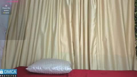 Stepha online show from 10/17/25, 11:13