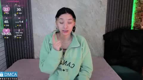 Stepha online show from 11/27/25, 11:12