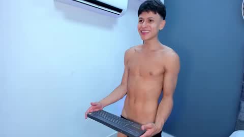 Stephane Rouss online show from 11/08/25, 07:56