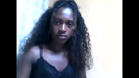 Snapshot of stephania12112343 chatting on 05/27/26, 01:46 stephania12112343 online show from 05/27/26, 01:46
