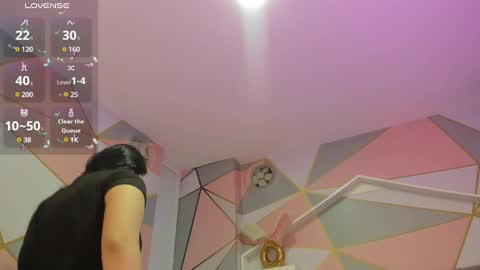         online show from 02/05/25, 02:40