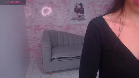 Stephania online show from 01/09/25, 09:27