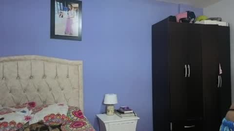 Snapshot of stephania_t chatting on 05/14/26, 03:19 Stephania online show from 05/14/26, 03:19