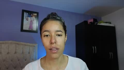 Snapshot of stephania_t chatting on 05/15/26, 12:56 Stephania online show from 05/15/26, 12:56