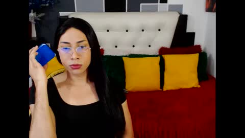 stephanieparadis online show from 04/15/26, 01:18