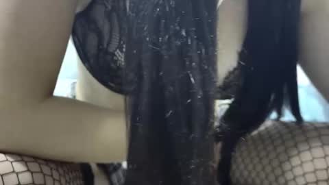 Evanoir  online show from 11/04/25, 04:00