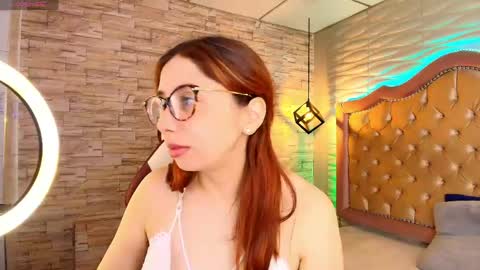 Stephaniesun  online show from 04/18/26, 12:53