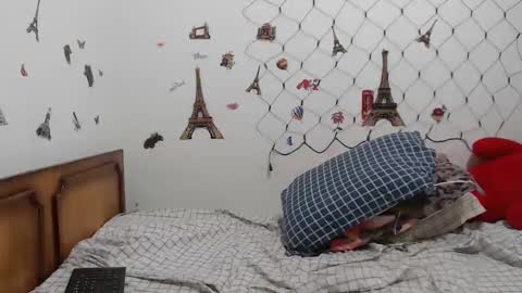 Stephanie   online show from 03/10/25, 11:32