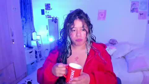 Stephanie  online show from 01/22/25, 02:26