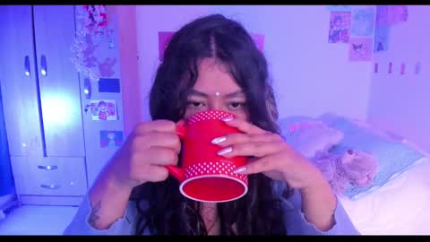 Stephanie  online show from 02/18/25, 02:16