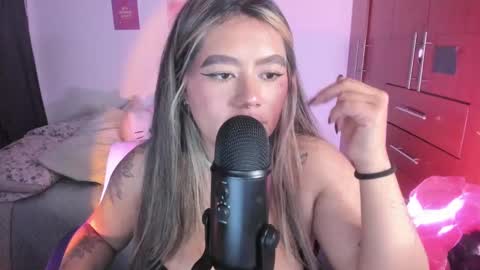 Stephanie  online show from 09/20/25, 08:04