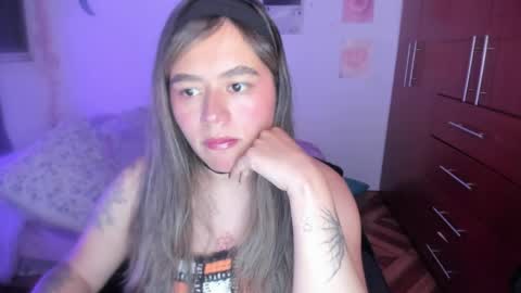 Stephanie  online show from 03/25/26, 02:06