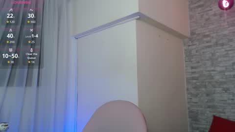 stephany_rodriguez_ online show from 11/03/25, 12:39