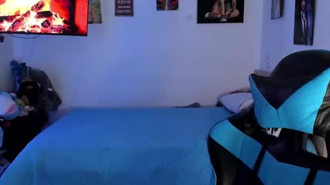 Stephany  independient model  online show from 02/17/25, 12:32