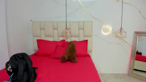 Stefanny online show from 01/13/25, 09:52