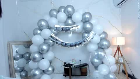 Stefanny online show from 10/09/25, 12:41