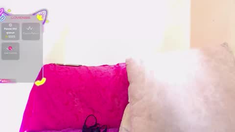 stephanyyx1 online show from 01/13/26, 05:29