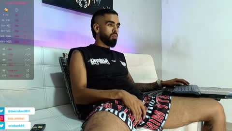 Snapshot of stephenbrown_ chatting on 01/17/25, 04:17    ................     online show from 01/17/25, 04:17