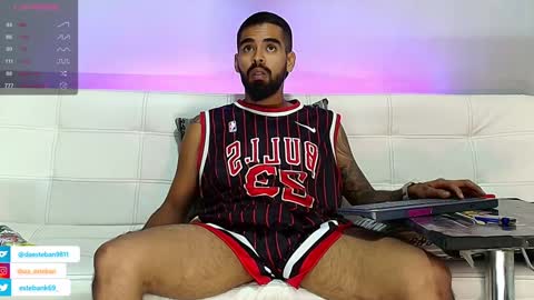 Snapshot of stephenbrown_ chatting on 01/27/25, 03:04    ................     online show from 01/27/25, 03:04